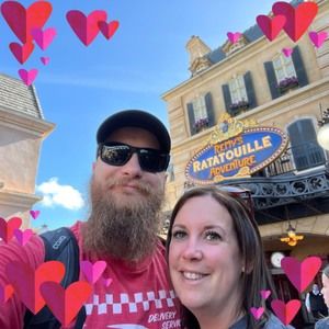 Meet your Posher, Lacy